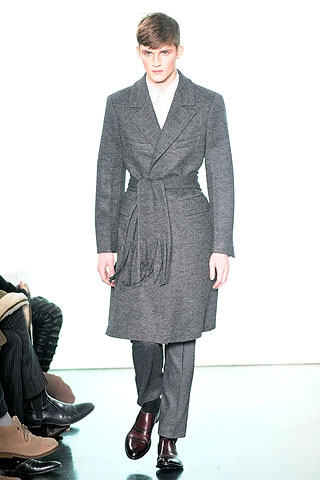 Yves Saint Laurent / - 2010-2011